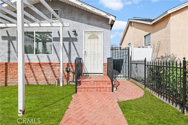 13507 Sayre ST, Sylmar, CA 91342