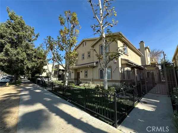 Lake Balboa, CA 91406,6446 Woodley AVE 2