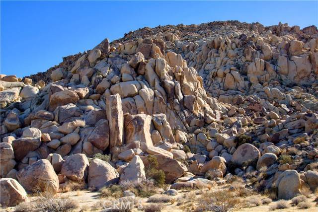 Joshua Tree, CA 92252,1040 Sullivan RD