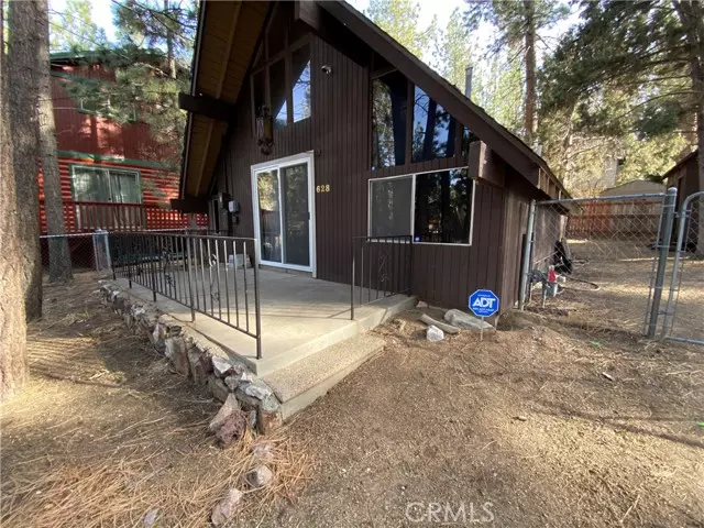 628 Irving WAY, Big Bear City, CA 92314