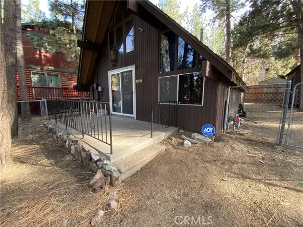 Big Bear City, CA 92314,628 Irving WAY