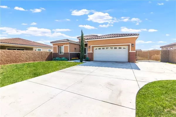 16275 Walnut St., Fontana, CA 92336