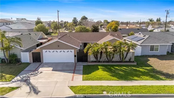 Huntington Beach, CA 92647,14361 Calneva LN