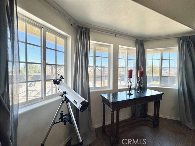Joshua Tree, CA 92252,61773 Calle Las Sierras