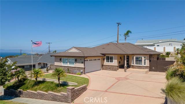 207 Via Anita, Redondo Beach, CA 90277