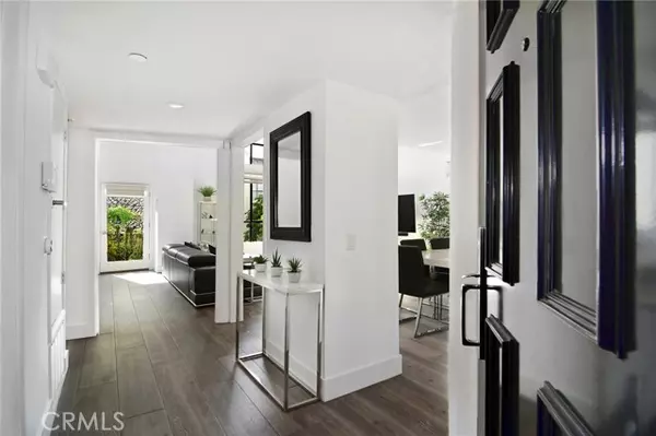 West Hollywood, CA 90069,720 Huntley DR 212