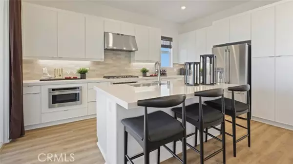 432 Loon, Irvine, CA 92618