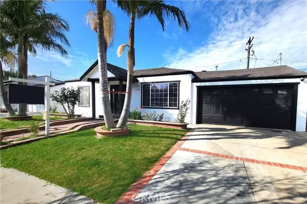 Paramount, CA 90723,13927 Brightwell AVE