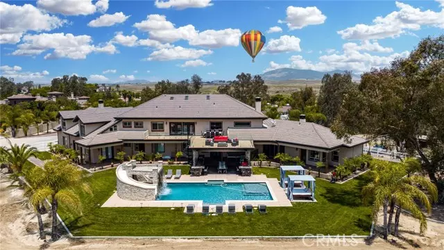 Temecula, CA 92591,39625 Calle Cabernet