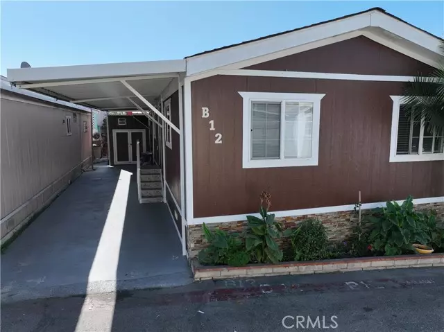 21900 Martin ST B12, Carson, CA 90745