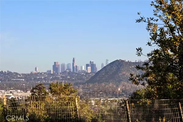 Burbank, CA 91501,1220 E Providencia AVE