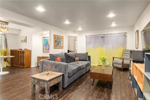 5009 Woodman AVE 105, Sherman Oaks, CA 91423