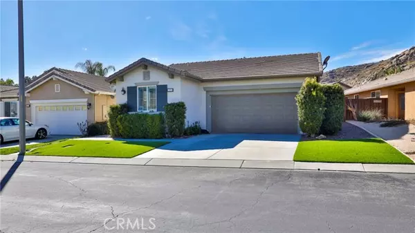 Hemet, CA 92545,215 Furyk WAY