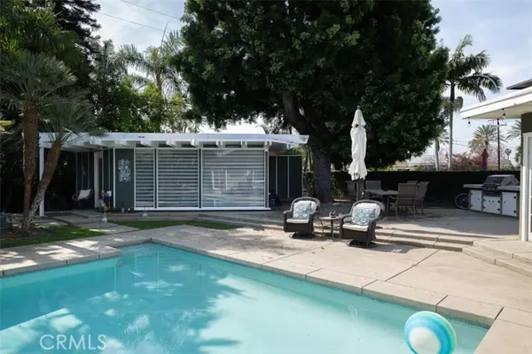 Santa Ana, CA 92706,1222 W Sharon RD