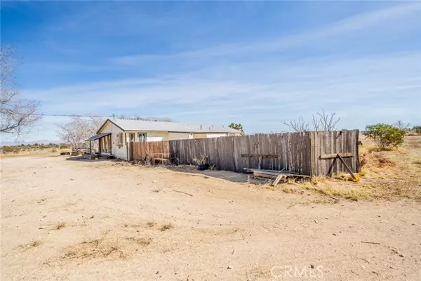 Phelan, CA 92371,11075 Manada RD