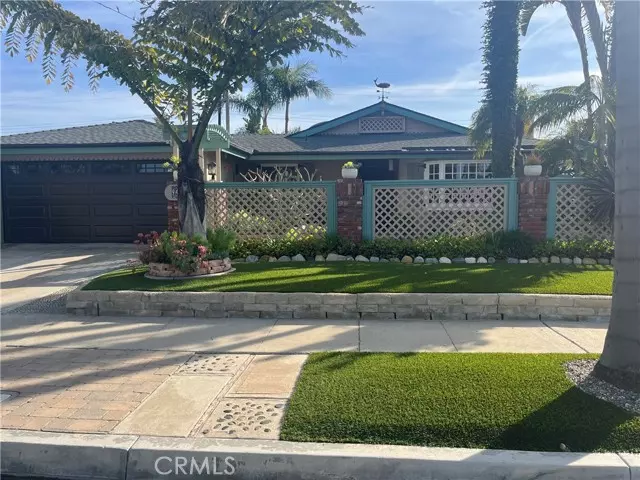 9432 Molokai DR, Huntington Beach, CA 92646