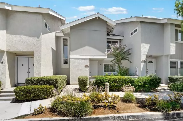 7 Fuchsia, Irvine, CA 92604