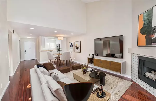 Woodland Hills, CA 91367,5520 Owensmouth AVE 315