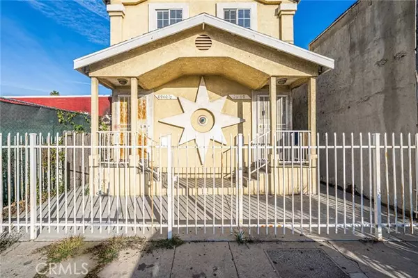 Los Angeles, CA 90047,8940 S Western AVE