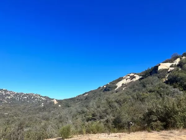 Fallbrook, CA 92028,0 Rainbow Heights RD