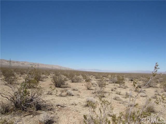 0 225-284-31-00-9, Mojave, CA 93501