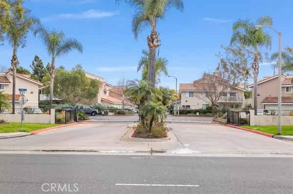 Huntington Beach, CA 92648,19152 Shoreline Lane 1