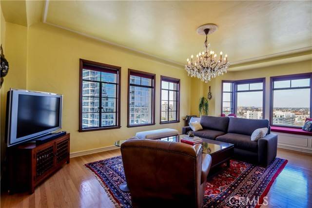 Long Beach, CA 90802,800 E Ocean BLD 1010