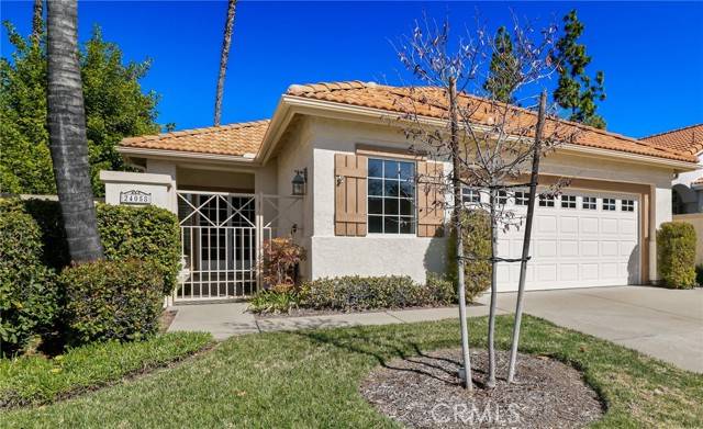 Murrieta, CA 92562,24058 VIA HELENA