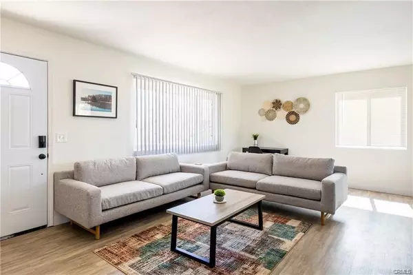 Joshua Tree, CA 92252,4774 Avenida La Mirada