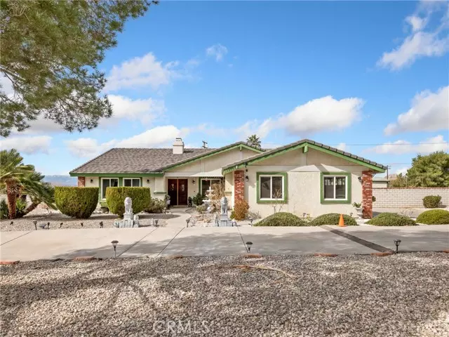 16064 Saint Timothy RD, Apple Valley, CA 92307