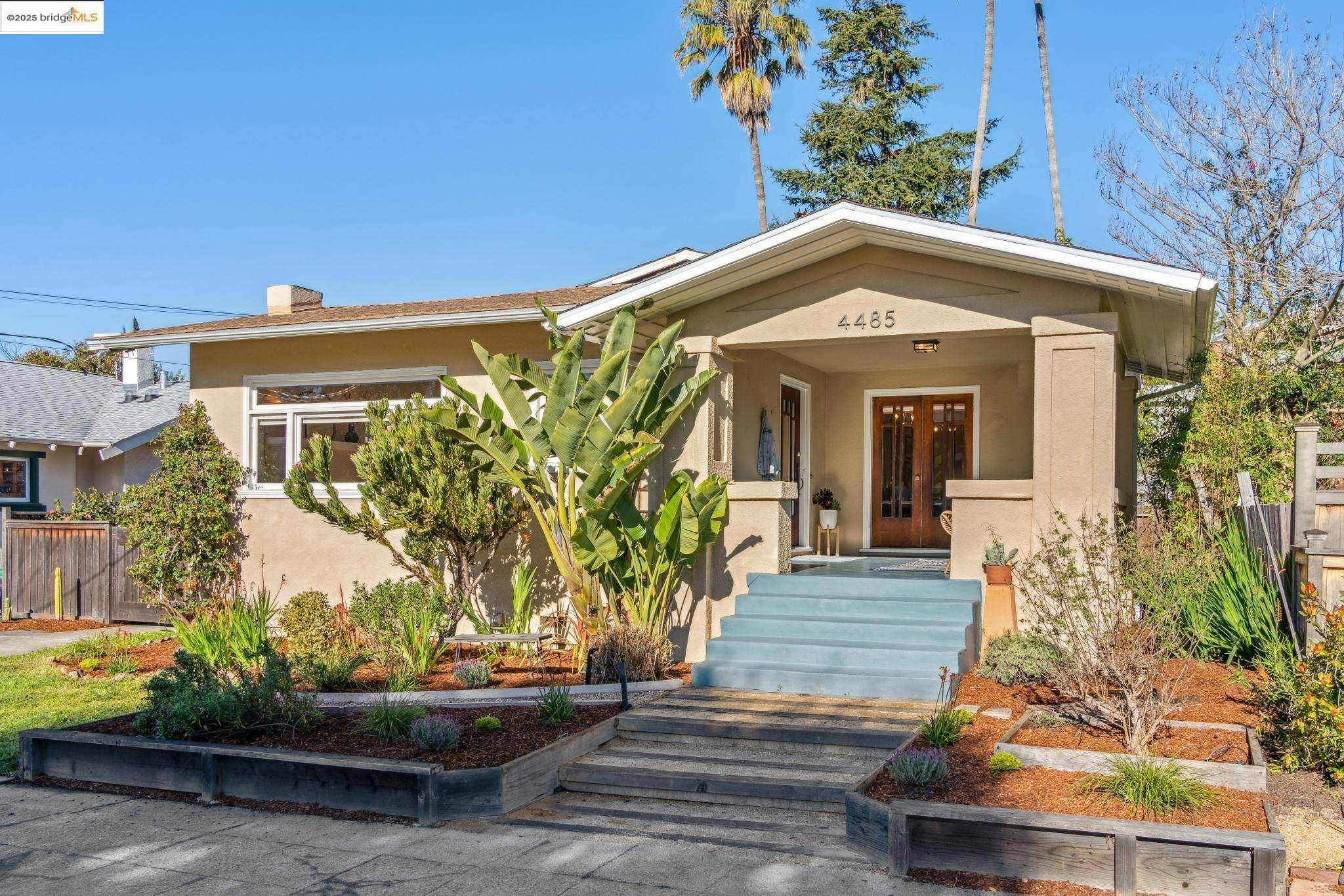 4485 Pleasant Valley Ct, Oakland, CA 94611