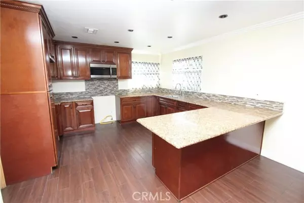 Hawthorne, CA 90250,3609 W 144th ST