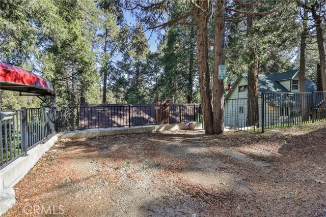 Crestline, CA 92325,23802 Wildwood LN