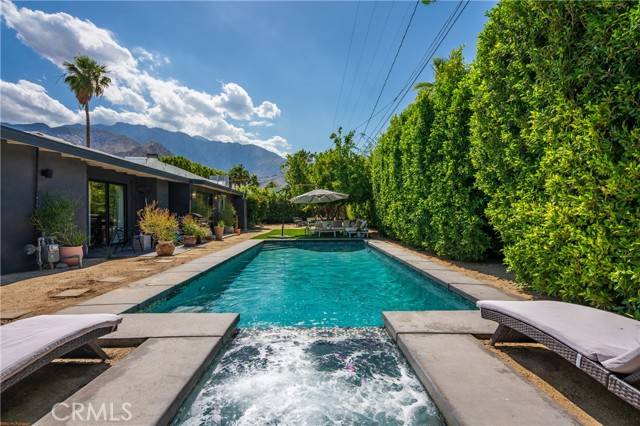 250 W Cortez RD, Palm Springs, CA 92262