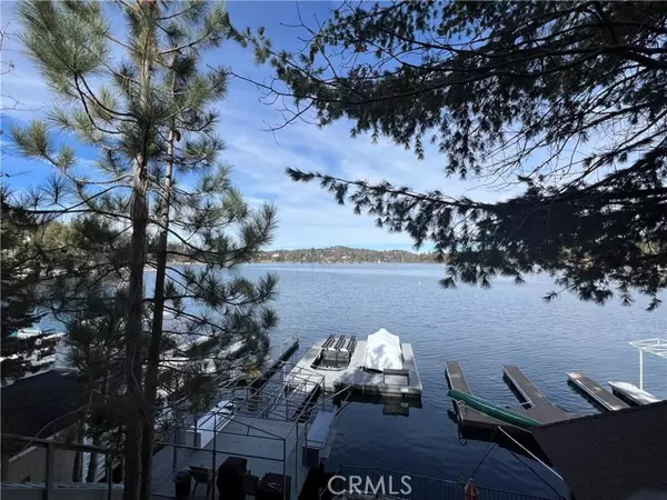 Lake Arrowhead, CA 92352,173 S602-B Half of a Double