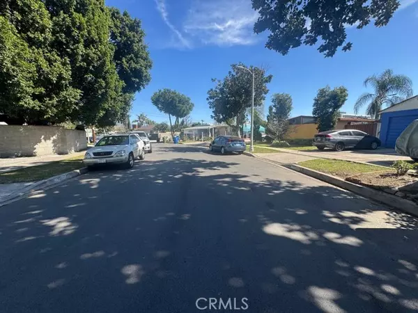 Panorama City, CA 91402,7720 Cherrystone AVE