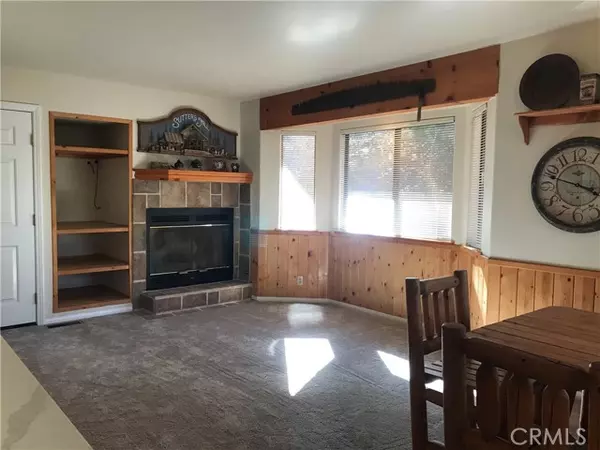 Running Springs, CA 92382,33032 Arrowbear DR