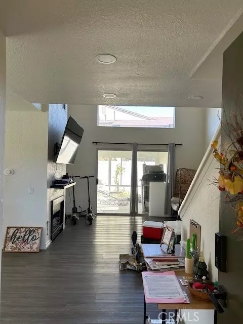 Lake Elsinore, CA 92530,294 Parkview PL