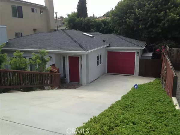 1554 2nd ST, Manhattan Beach, CA 90266