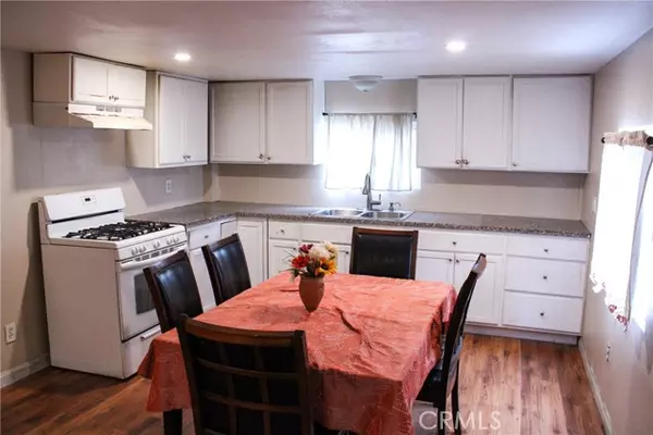 Pacoima, CA 91331,10471 Glenoaks BLD 56