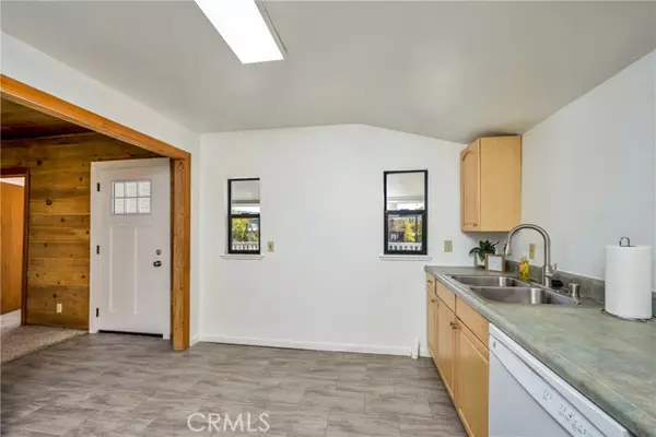 Clearlake Oaks, CA 95423,12940 1st ST