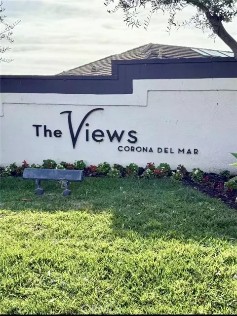 Corona Del Mar, CA 92625,931 Gardenia WAY