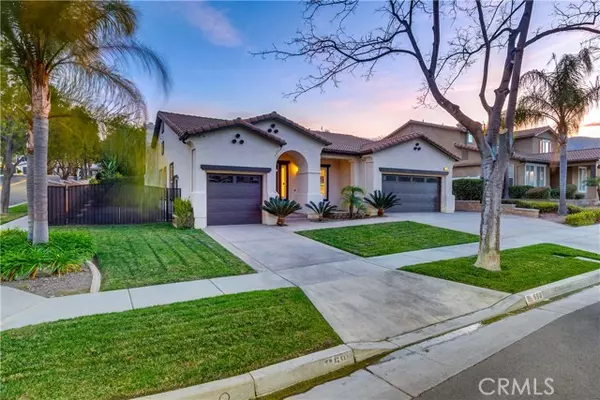 Corona, CA 92881,690 White Mountain CIR