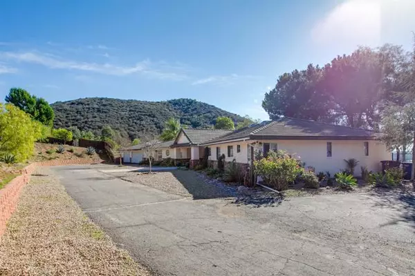 3249 Vista Del Rio, Fallbrook, CA 92028