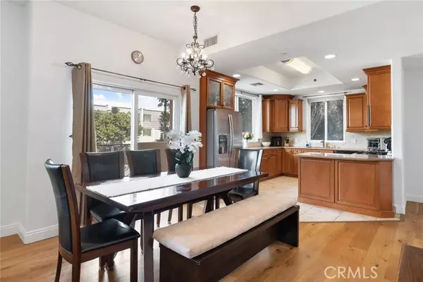 Sherman Oaks, CA 91403,15014 Magnolia BLD 1