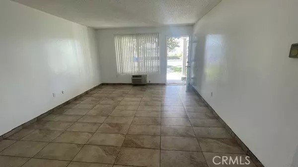 Anaheim, CA 92804,3574 W Cornelia CIR 2