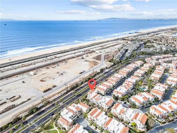 Huntington Beach, CA 92648,6012 Panorama DR