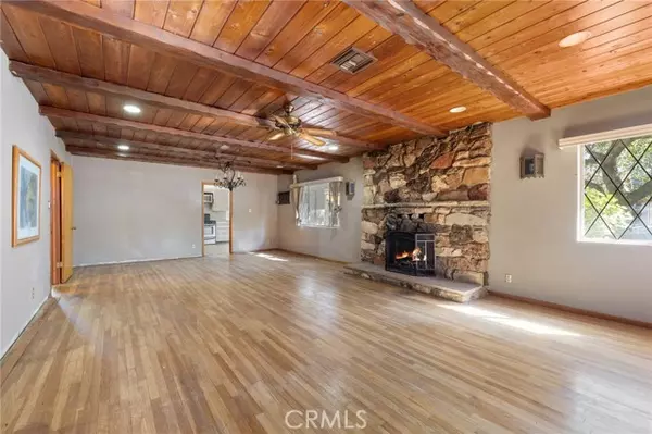 Sunland, CA 91040,8207 Grenoble ST