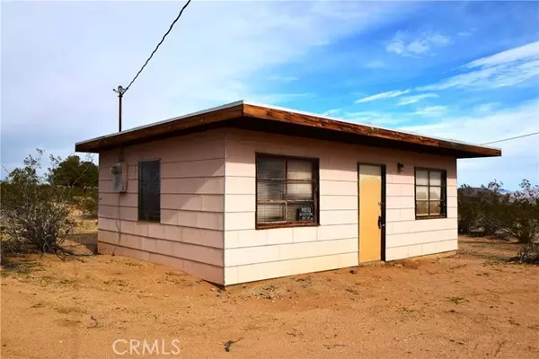 57129 Pine ST, Landers, CA 92285