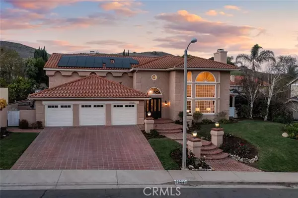 29621 Ridgeway DR, Agoura Hills, CA 91301